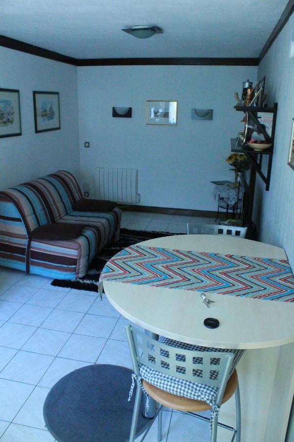 Les Champs Dores Noyarey Ngoại thất bức ảnh