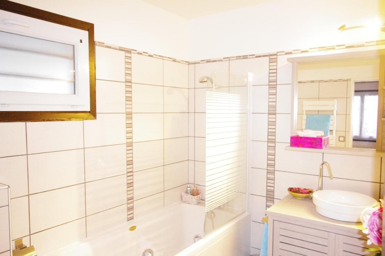Les Champs Dores Noyarey Ngoại thất bức ảnh